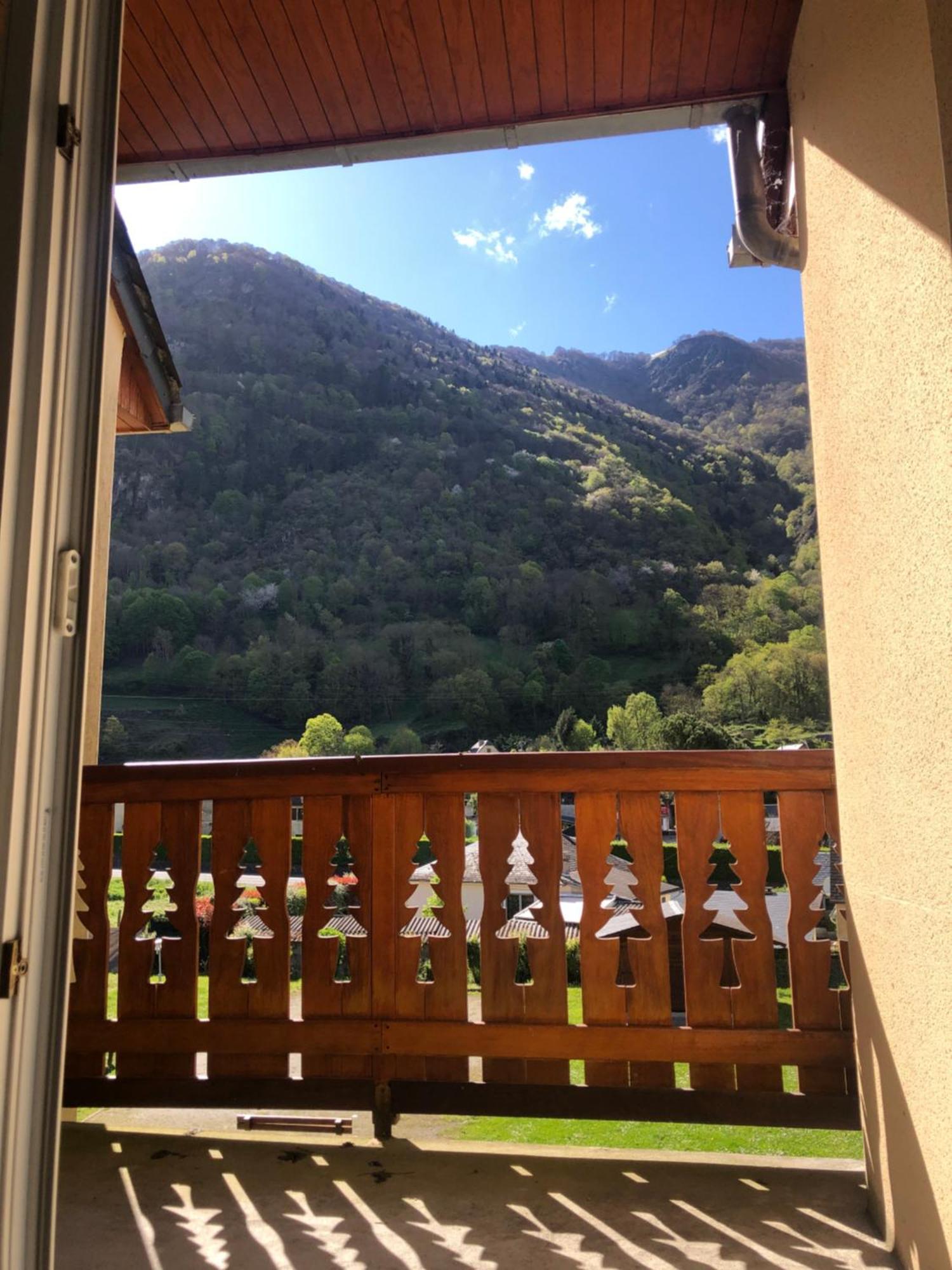 Appart T 3 Bagneres-De-Luchon Vue Montagne - Piscine Mi Juin Экстерьер фото